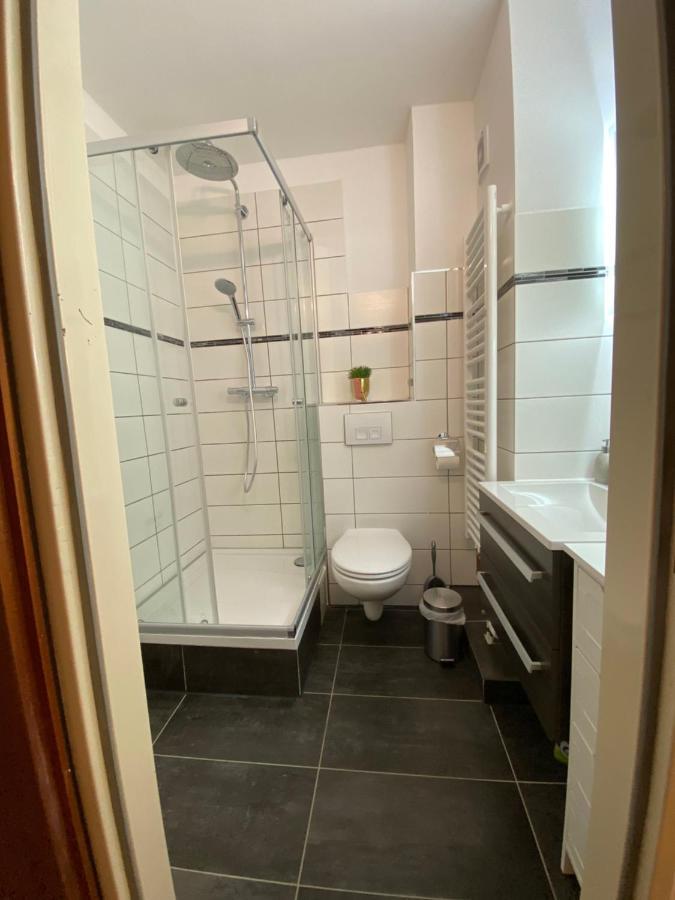 Apartment In Uninaehe Lübeck Eksteriør billede