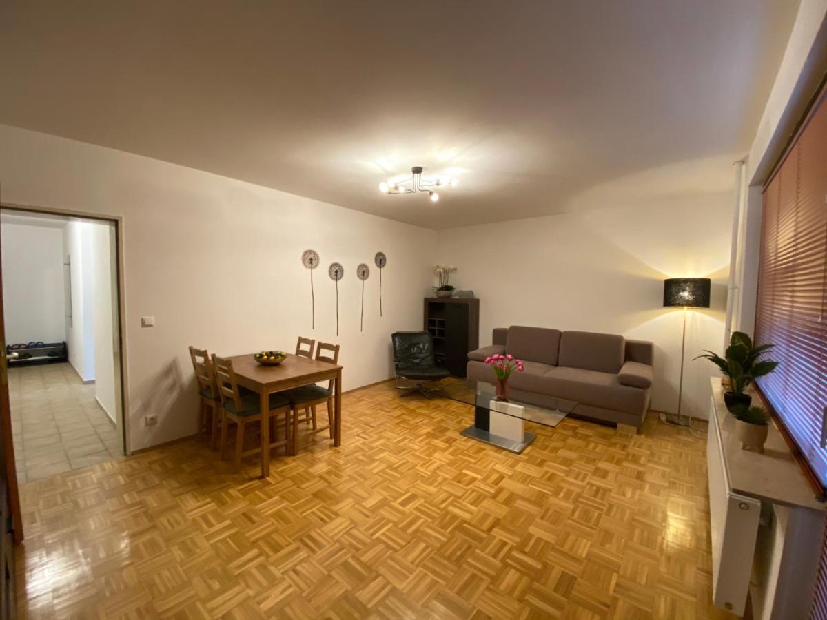 Apartment In Uninaehe Lübeck Eksteriør billede